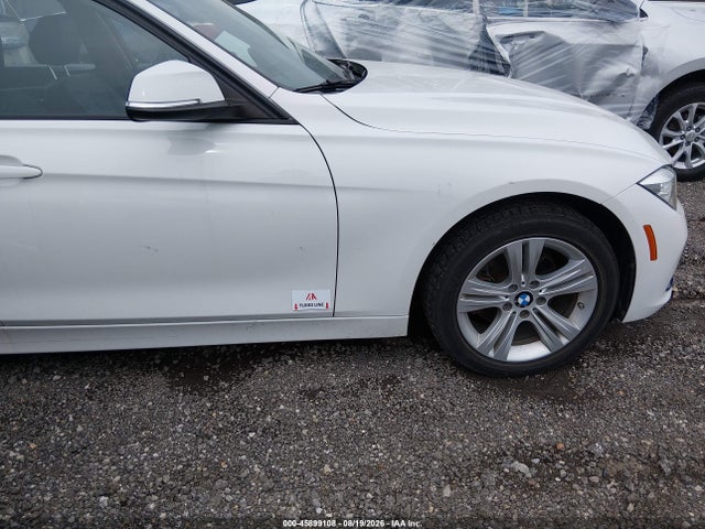 45899108 :رقم المزاد ، WBA8E3G5XGNT77789 vin ، 2016 Bmw 328i Xdrive مزاد بيع