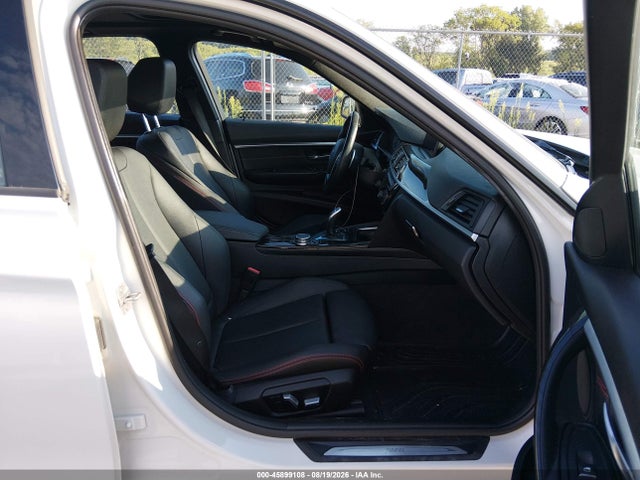 45899108 :رقم المزاد ، WBA8E3G5XGNT77789 vin ، 2016 Bmw 328i Xdrive مزاد بيع