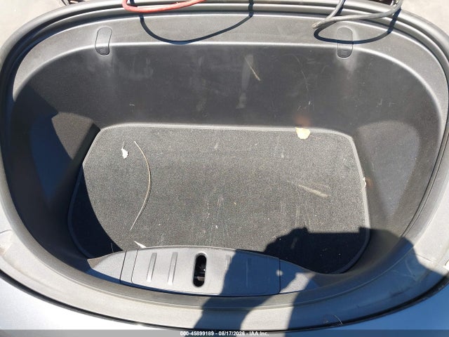 45899189 :رقم المزاد ، 5YJ3E1EBXJF093241 vin ، 2018 Tesla Model 3 Long Range/performance مزاد بيع