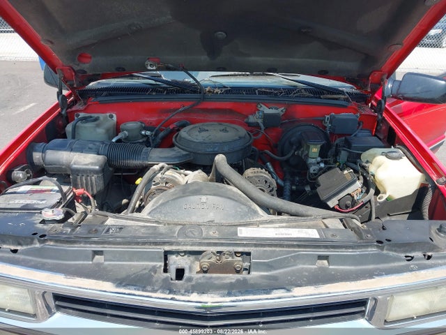 Auction sale of the 1995 Chevrolet Tahoe C1500, vin: 1GNEC13K9SJ408341, lot number: 45899203