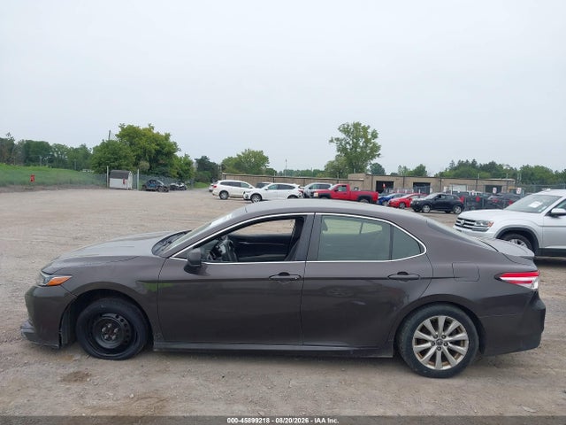 Продаж на аукціоні авто 2018 Toyota Camry Le, vin: JTNB11HK5J3038675, номер лоту: 45899218