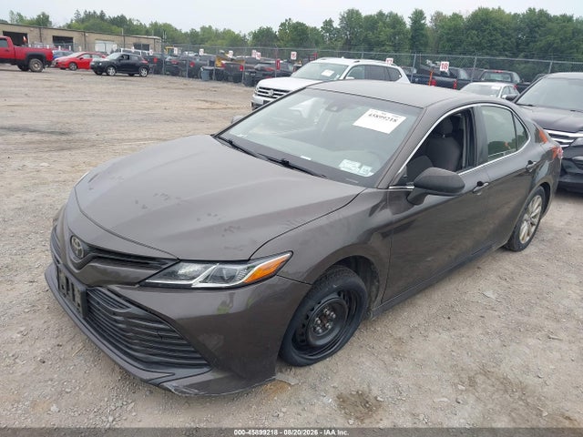 Продаж на аукціоні авто 2018 Toyota Camry Le, vin: JTNB11HK5J3038675, номер лоту: 45899218