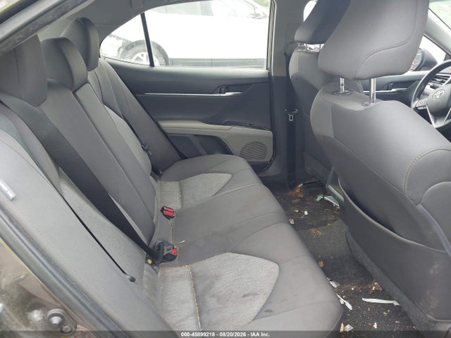 Продаж на аукціоні авто 2018 Toyota Camry Le, vin: JTNB11HK5J3038675, номер лоту: 45899218