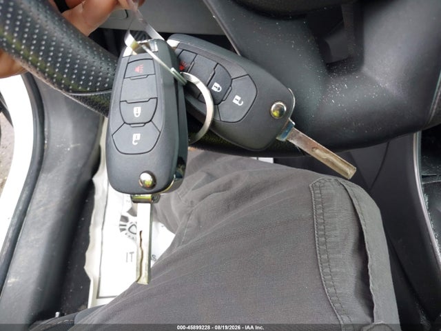 45899228 :رقم المزاد ، 3GNCJNSBXKL325905 vin ، 2019 Chevrolet Trax Ls مزاد بيع