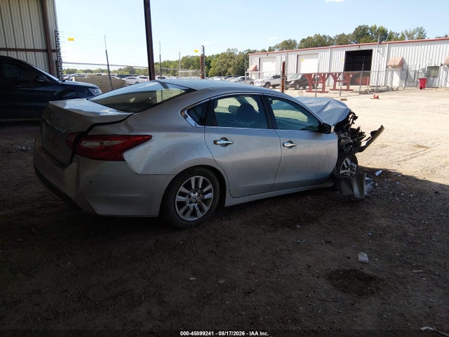 Nissan Altima 2.5 S 2017 1N4AL3AP1HC194126 Image 4