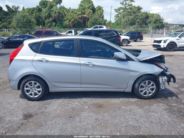 Продаж на аукціоні авто 2013 Hyundai Accent Gs, vin: KMHCT5AE2DU138841, номер лоту: 45899259