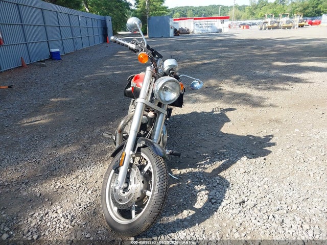 45899263 :رقم المزاد ، SMT915RN25J227256 vin ، 2005 Triumph Motorcycle Speed Master مزاد بيع