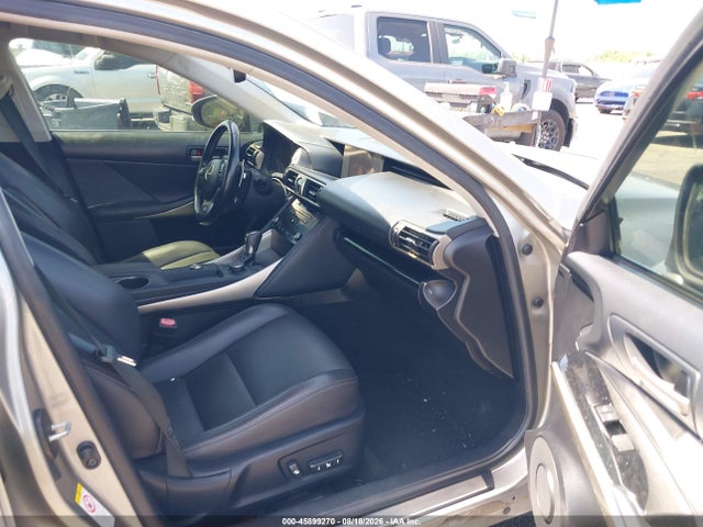 45899270 :رقم المزاد ، JTHBA1D21J5062176 vin ، 2018 Lexus Is 300 مزاد بيع