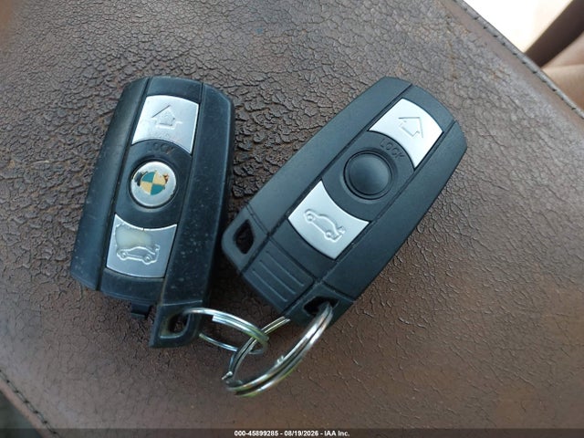 45899285 :رقم المزاد ، WBAWL13539PX27049 vin ، 2009 Bmw 328i مزاد بيع