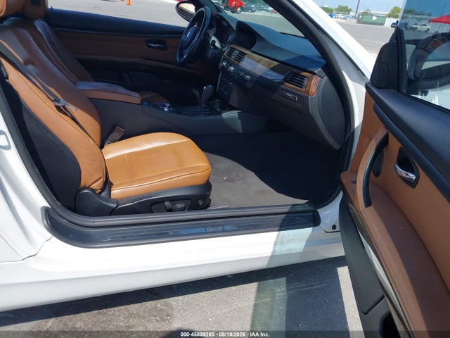 45899285 :رقم المزاد ، WBAWL13539PX27049 vin ، 2009 Bmw 328i مزاد بيع