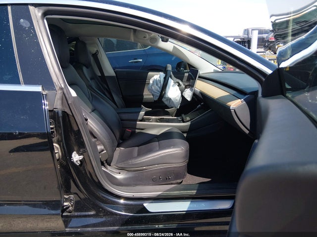 5YJ3E1EA6JF176298 Tesla Model 3 Long Range/mid Range