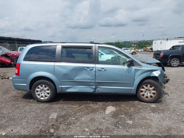 45899371 :رقم المزاد ، 2A4RR4DE4AR161754 vin ، 2010 Chrysler Town & Country Lx مزاد بيع