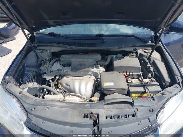 2015 Toyota Camry Le მანქანა იყიდება აუქციონზე, vin: 4T4BF1FK7FR513741, აუქციონის ნომერი: 45899389