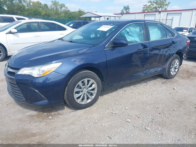 2015 Toyota Camry Le მანქანა იყიდება აუქციონზე, vin: 4T4BF1FK7FR513741, აუქციონის ნომერი: 45899389
