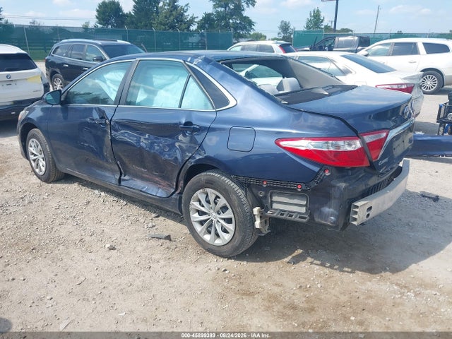 2015 Toyota Camry Le მანქანა იყიდება აუქციონზე, vin: 4T4BF1FK7FR513741, აუქციონის ნომერი: 45899389