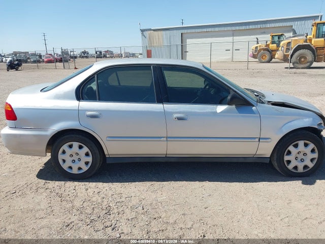 Продажа на аукционе авто 1999 Honda Civic Value Package, vin: 2HGEJ6611XH584888, номер лота: 45899410