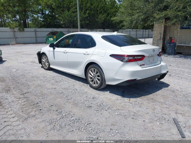 Toyota CAMRY LE 2024 4T1R11AK4RU894130 Image 3