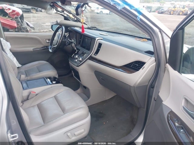 5TDDK3DCXGS136712 Toyota Sienna Xle Premium 7 Passenger