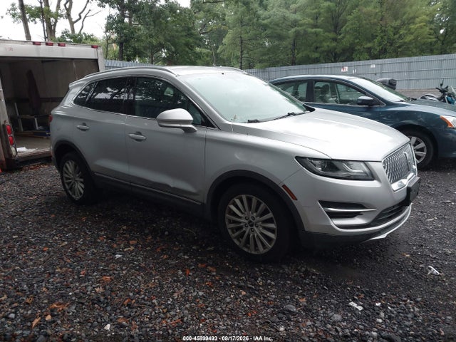 Продаж на аукціоні авто 2019 Lincoln Mkc Standard, vin: 5LMCJ1D95KUL46736, номер лоту: 45899493
