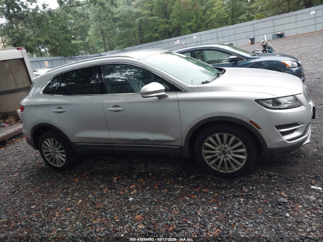 Продаж на аукціоні авто 2019 Lincoln Mkc Standard, vin: 5LMCJ1D95KUL46736, номер лоту: 45899493