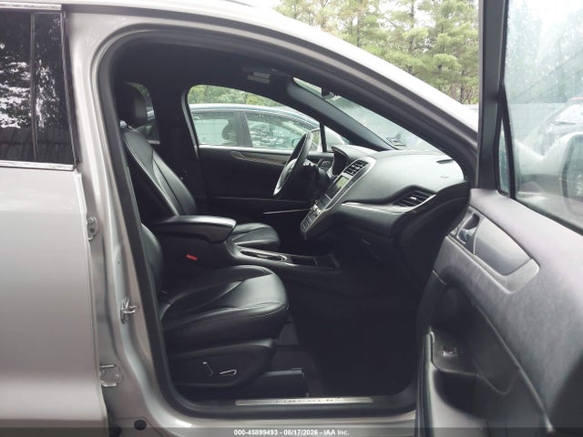 Продаж на аукціоні авто 2019 Lincoln Mkc Standard, vin: 5LMCJ1D95KUL46736, номер лоту: 45899493
