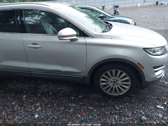 Продаж на аукціоні авто 2019 Lincoln Mkc Standard, vin: 5LMCJ1D95KUL46736, номер лоту: 45899493