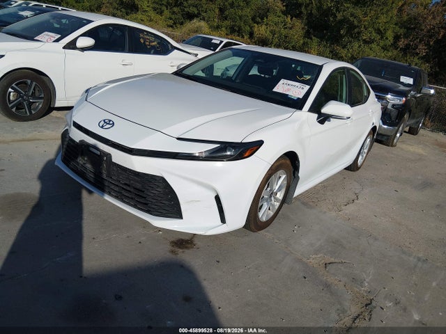 Toyota CAMRY LE 2025 4T1DAACK0SU204063 Image 2
