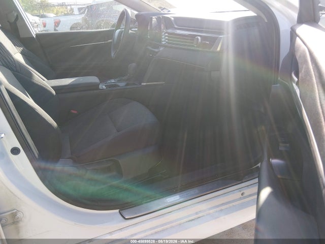 Toyota CAMRY LE 2025 4T1DAACK0SU204063 Image 5
