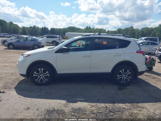 Toyota RAV4 LE 2017 JTMBFREVXHJ114383 Image 15