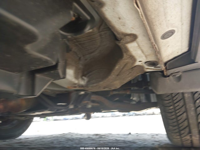 Toyota RAV4 LE 2017 JTMBFREVXHJ114383 Image 6