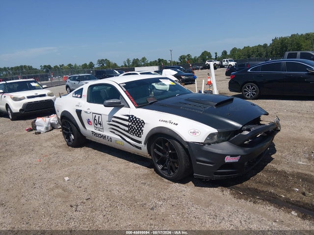 Auction sale of the 2014 Ford Mustang Gt Premium, vin: 1ZVBP8CF8E5270944, lot number: 45899594