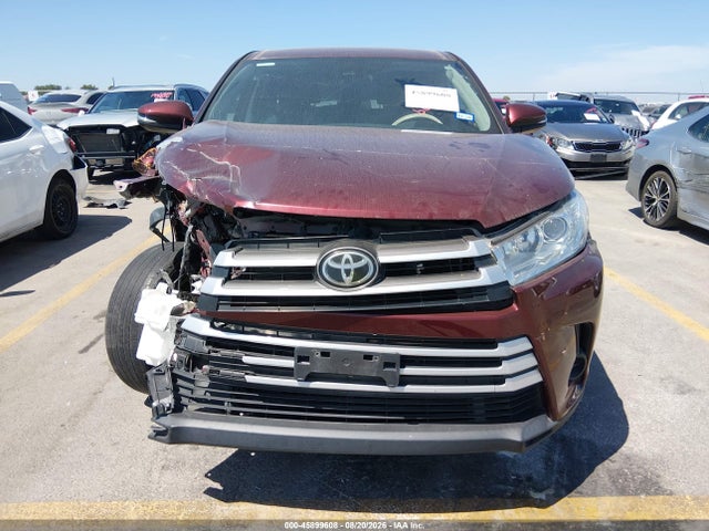 Продаж на аукціоні авто 2018 Toyota Highlander Le, vin: 5TDZARFH9JS035334, номер лоту: 45899608