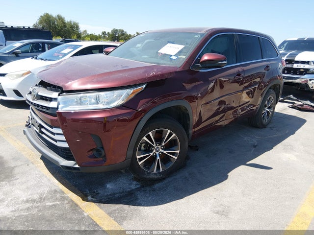 Продаж на аукціоні авто 2018 Toyota Highlander Le, vin: 5TDZARFH9JS035334, номер лоту: 45899608
