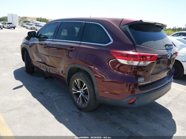 Продаж на аукціоні авто 2018 Toyota Highlander Le, vin: 5TDZARFH9JS035334, номер лоту: 45899608