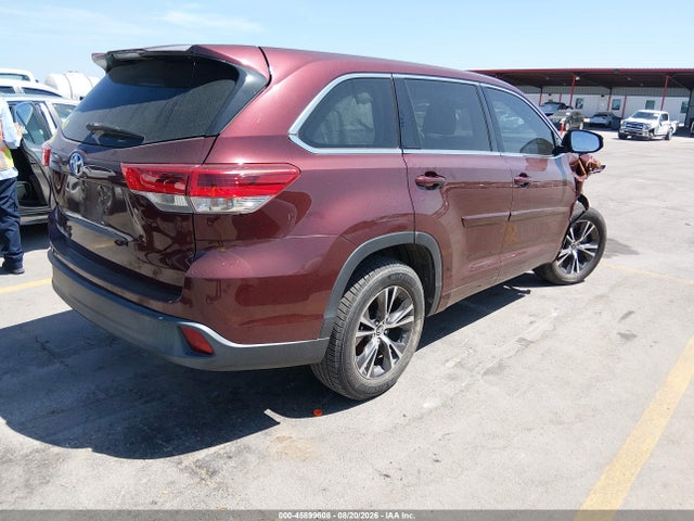 Продаж на аукціоні авто 2018 Toyota Highlander Le, vin: 5TDZARFH9JS035334, номер лоту: 45899608