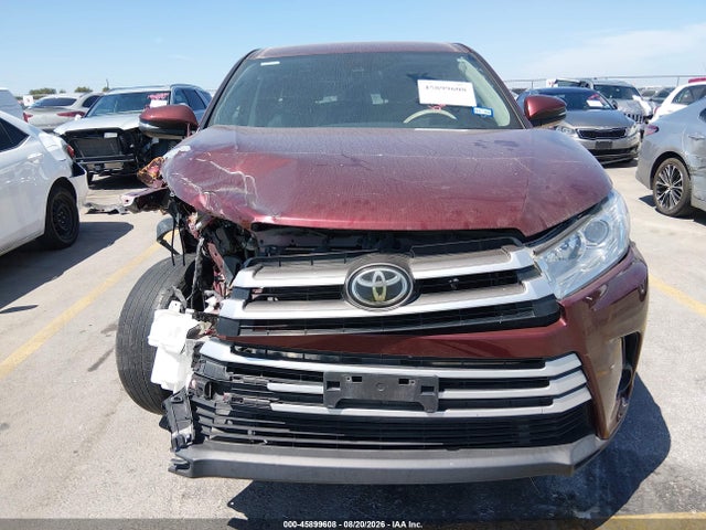 Продаж на аукціоні авто 2018 Toyota Highlander Le, vin: 5TDZARFH9JS035334, номер лоту: 45899608