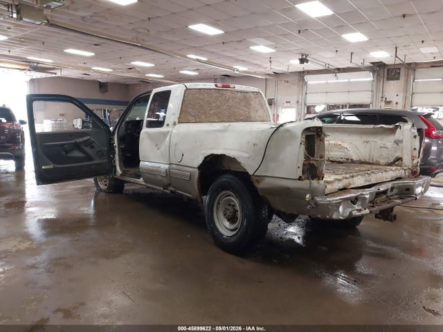 Продажа на аукционе авто 2000 Chevrolet Silverado 2500 Ls, vin: 1GCFC29UXYE265025, номер лота: 45899622