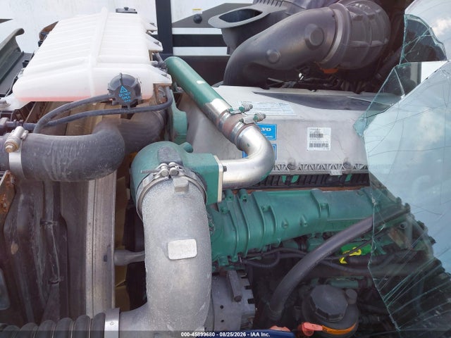 Aukcja sprzedaży 2015 Volvo Vn Vnl, vin: 4V4NC9EH3FN908880, numer aukcji: 45899680