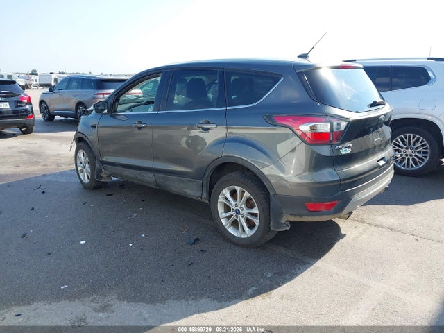 45899729 :رقم المزاد ، 1FMCU9GD7HUB10087 vin ، 2017 Ford Escape Se مزاد بيع