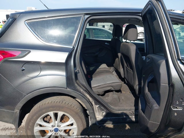 45899729 :رقم المزاد ، 1FMCU9GD7HUB10087 vin ، 2017 Ford Escape Se مزاد بيع
