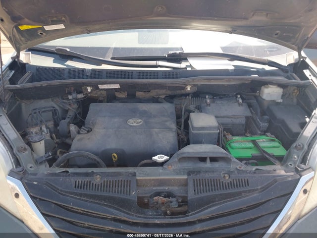 2013 Toyota Sienna Le 7 Passenger მანქანა იყიდება აუქციონზე, vin: 5TDJK3DC2DS054732, აუქციონის ნომერი: 45899741
