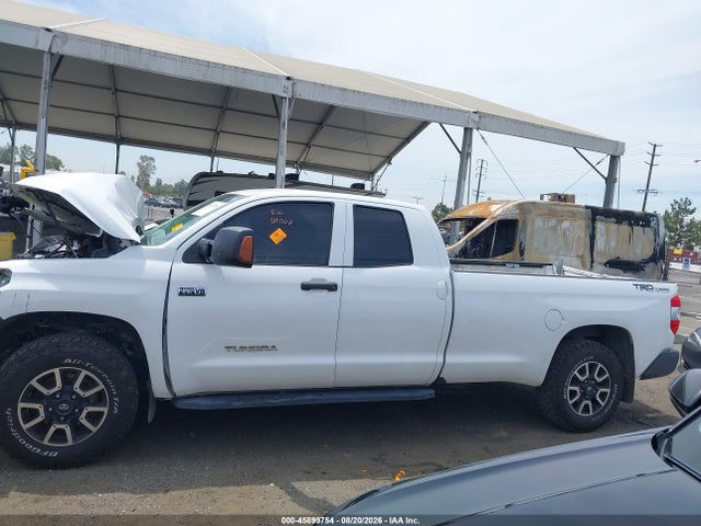 45899754 :رقم المزاد ، 5TFCY5F15FX018304 vin ، 2015 Toyota Tundra Sr 5.7l V8 مزاد بيع