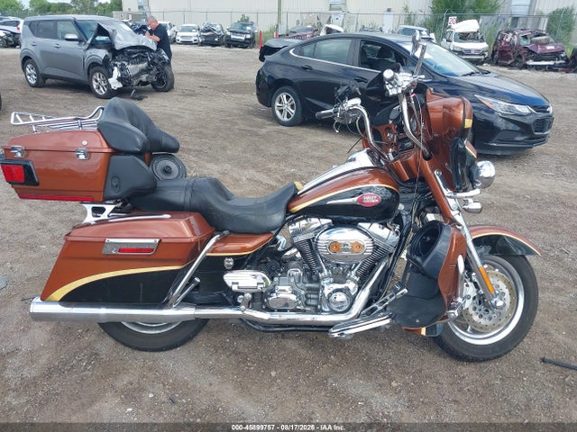 45899757 :رقم المزاد ، 1HD1PR8498Y958111 vin ، 2008 Harley-davidson Flhtcuse3 105th Anniversary Edition مزاد بيع