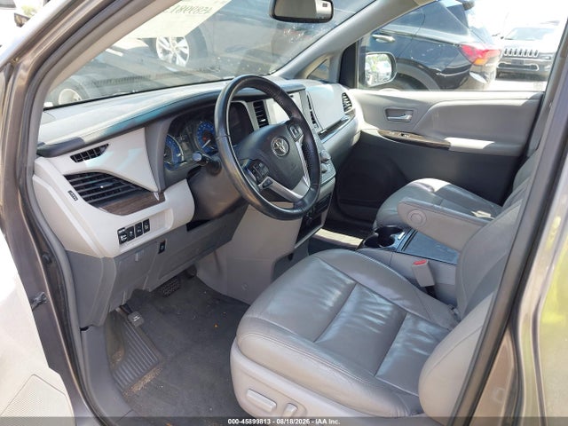Toyota Sienna Xle 8 Passenger 2017 5TDYZ3DC7HS767559 Image 5