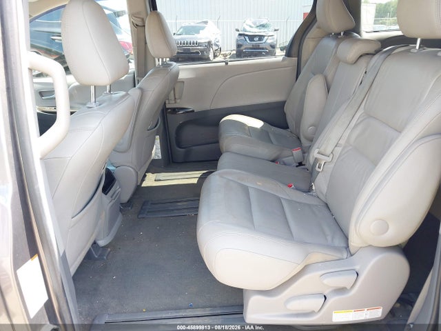 Toyota Sienna Xle 8 Passenger 2017 5TDYZ3DC7HS767559 Image 8