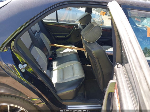 45899830 :رقم المزاد ، WDBHA33G5WF736947 vin ، 1998 Mercedes-benz C 43 مزاد بيع