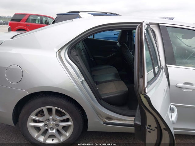 Chevrolet MALIBU 1LT 2015 1G11C5SL3FF234745 Image 8