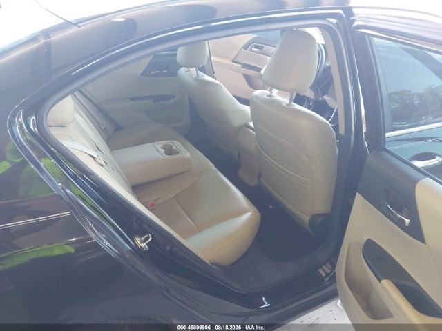 Продажа на аукционе авто 2015 Honda Accord Lx, vin: 1HGCR2F33FA085193, номер лота: 45899906