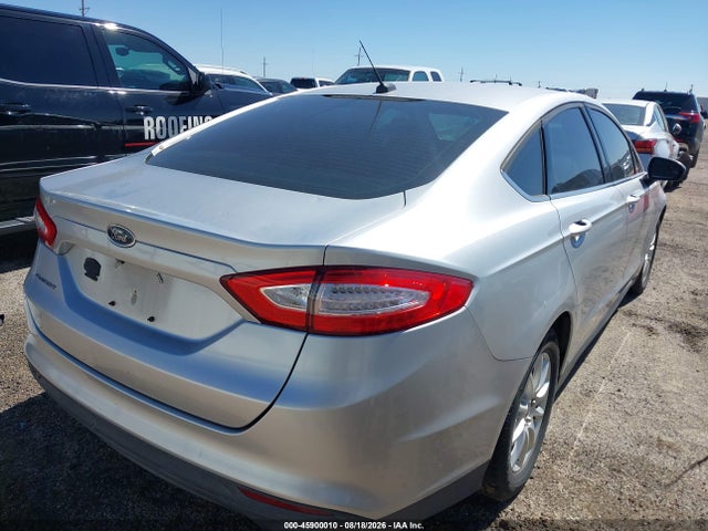 2015 Ford Fusion S მანქანა იყიდება აუქციონზე, vin: 3FA6P0G76FR304716, აუქციონის ნომერი: 45900010