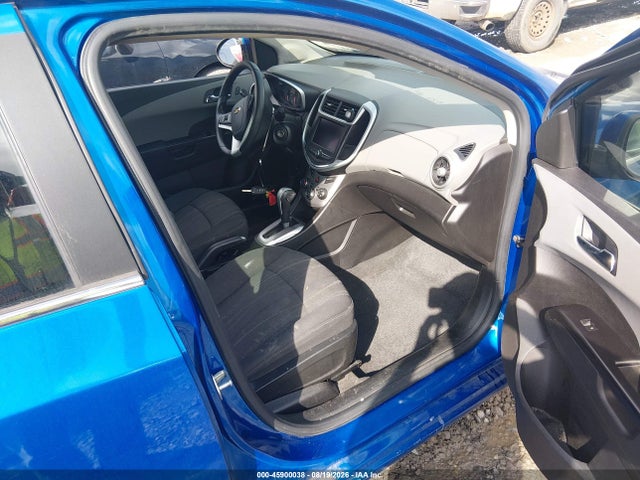 45900038 :رقم المزاد ، 1G1JD5SB5L4141205 vin ، 2020 Chevrolet Sonic Fwd  Lt مزاد بيع